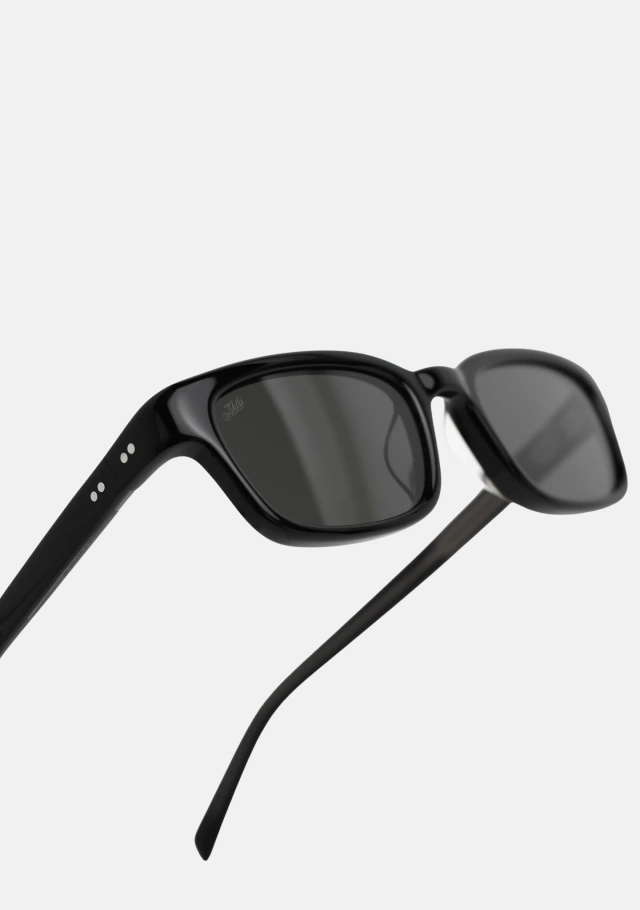 Trivia Black / Black